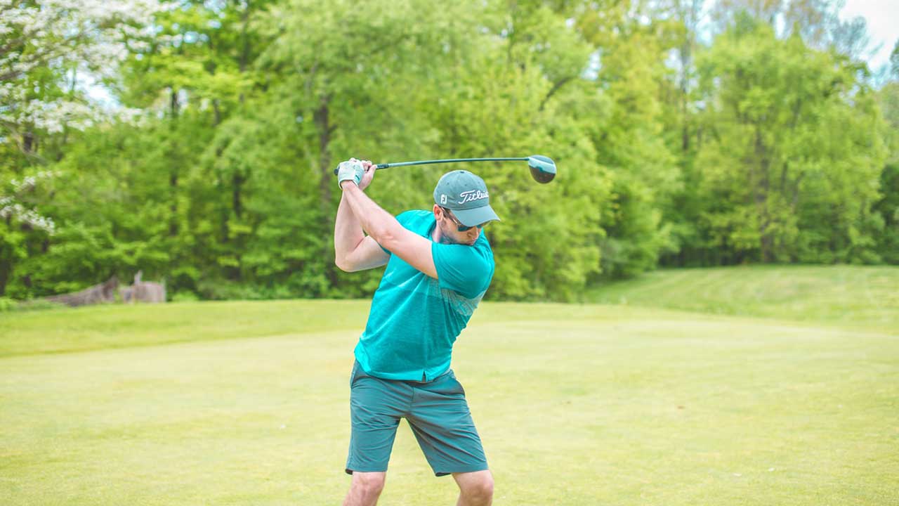 CBD Helps Golfers Deal with Recover from the Game
