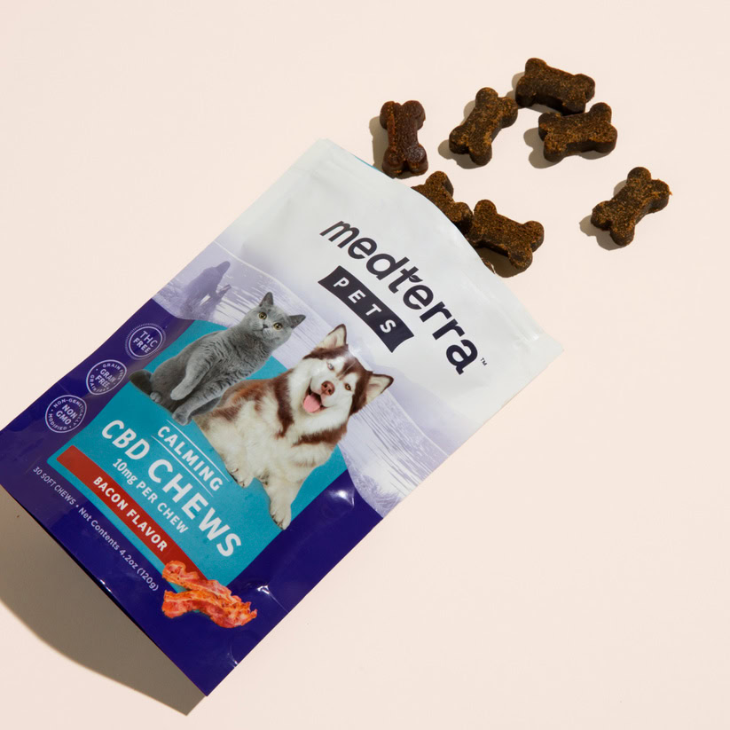 Medterra, Calming CBD Chews for Dogs & Cats, Isolate THC-Free, Bacon, 30ct, 300mg CBD 1