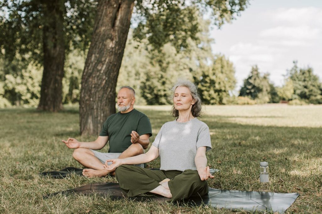 Tips to Relax After a Hard Day of Working: Learn Mindfulness Yoga 