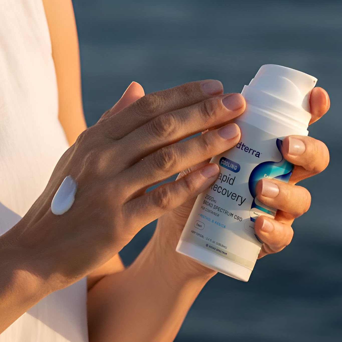 Medterra, Cooling Rapid Recovery CBD Cream, Broad Spectrum THC-Free, 3.4fl oz, 2000mg CBD