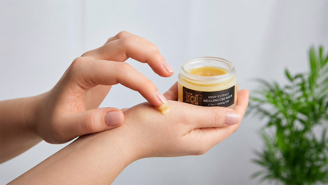 Cooling or Warming CBD Topicals: Which One Meets Your Needs?
